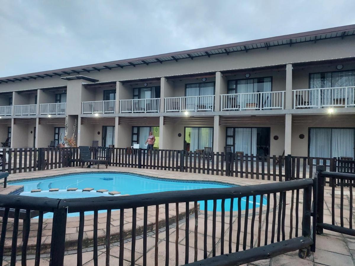 Saint Lucia Estuary Hippo Lodge Apartments מראה חיצוני תמונה