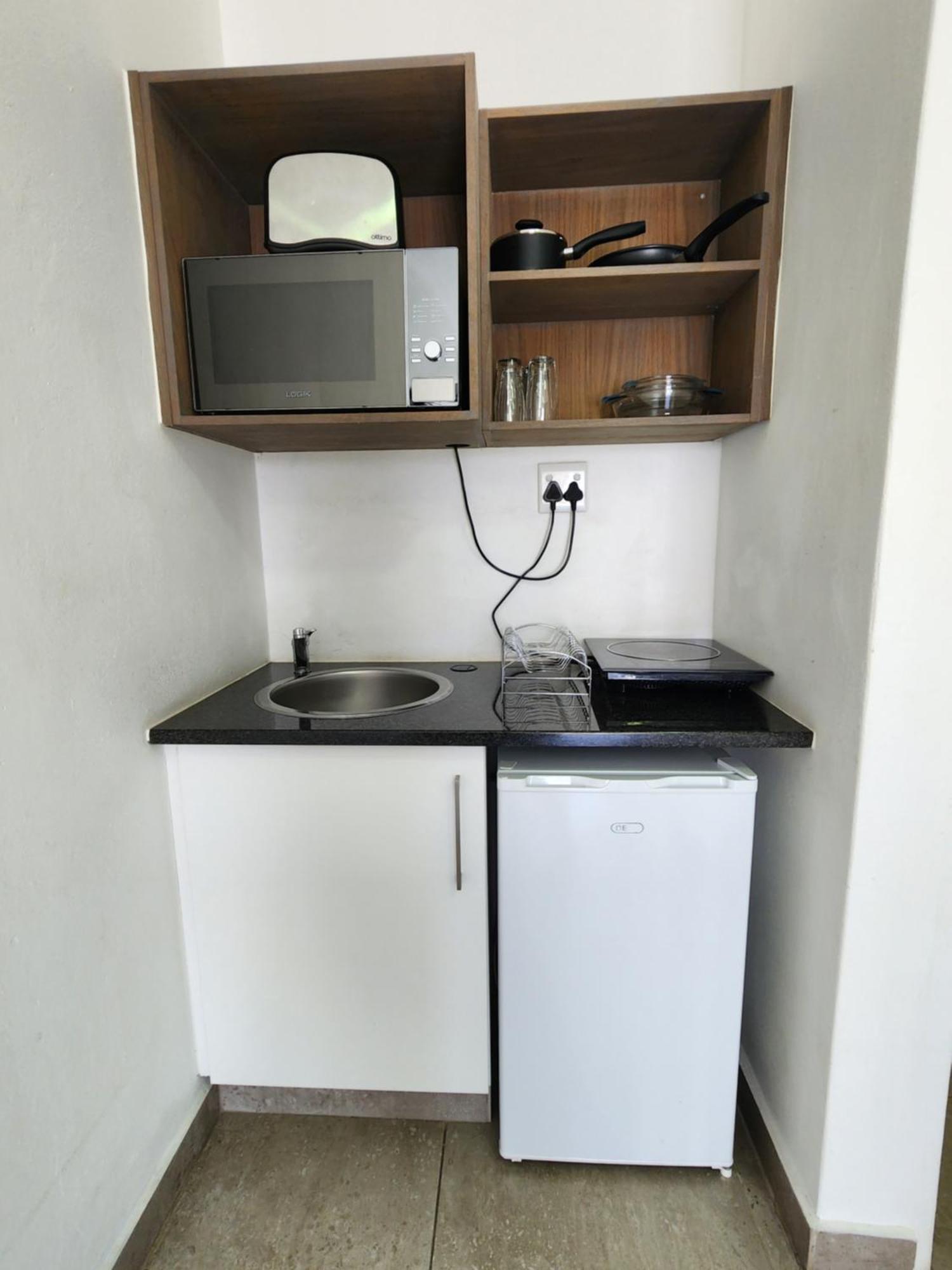 Saint Lucia Estuary Hippo Lodge Apartments מראה חיצוני תמונה